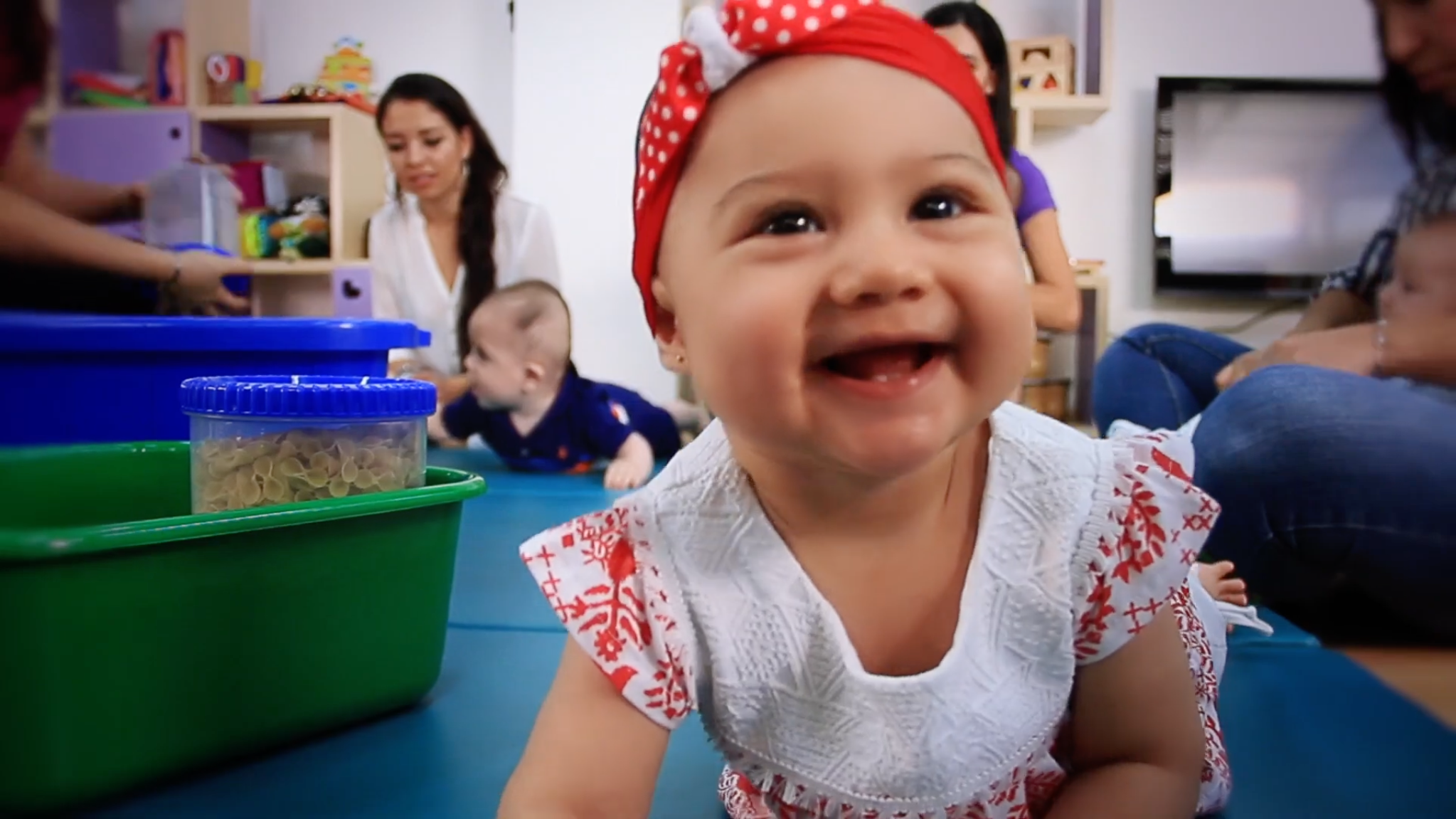 Corporate video for a children’s clinic showcasing its working method, warm environment, and compassionate care